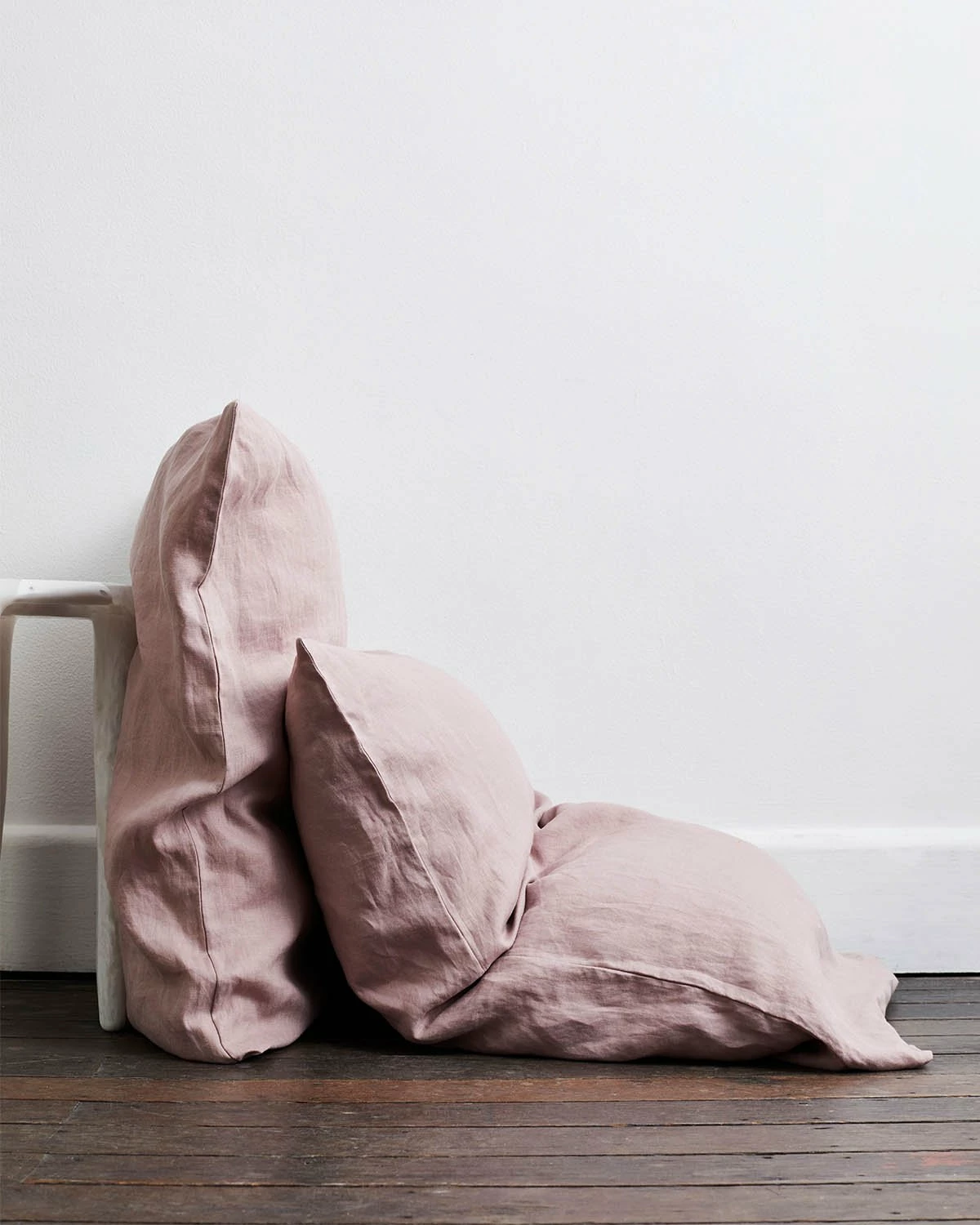 Lavender 100% French Flax Linen Pillowcases (Set Of Two) 1 Lavender 100% French Flax Linen Pillowcases (Set Of Two)