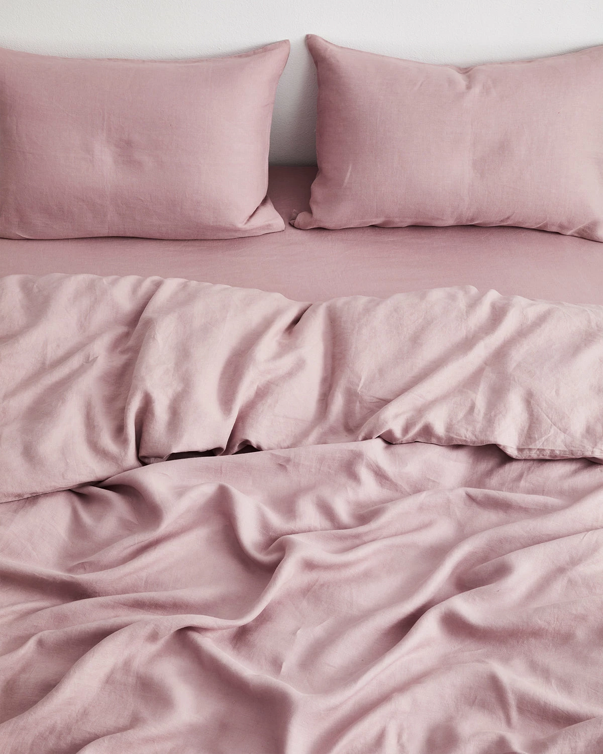 Lavender 100% French Flax Linen Pillowcases (Set Of Two) 2 Lavender 100% French Flax Linen Pillowcases (Set Of Two) - Image 2