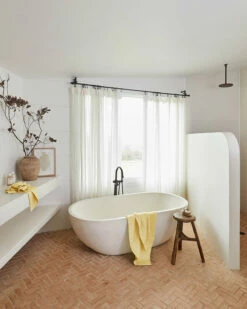 Limoncello 100% French Flax Linen Waffle Bath Towel